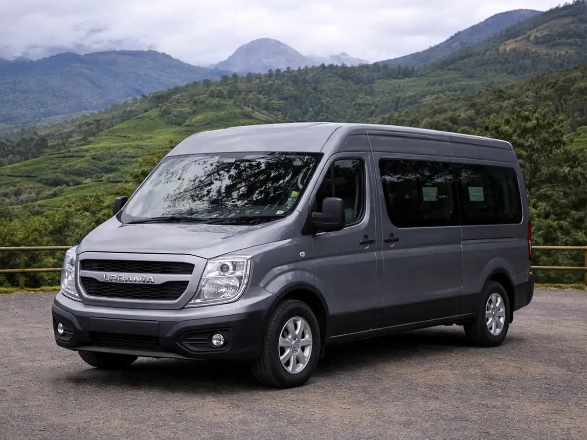16-Seater Force Urbania